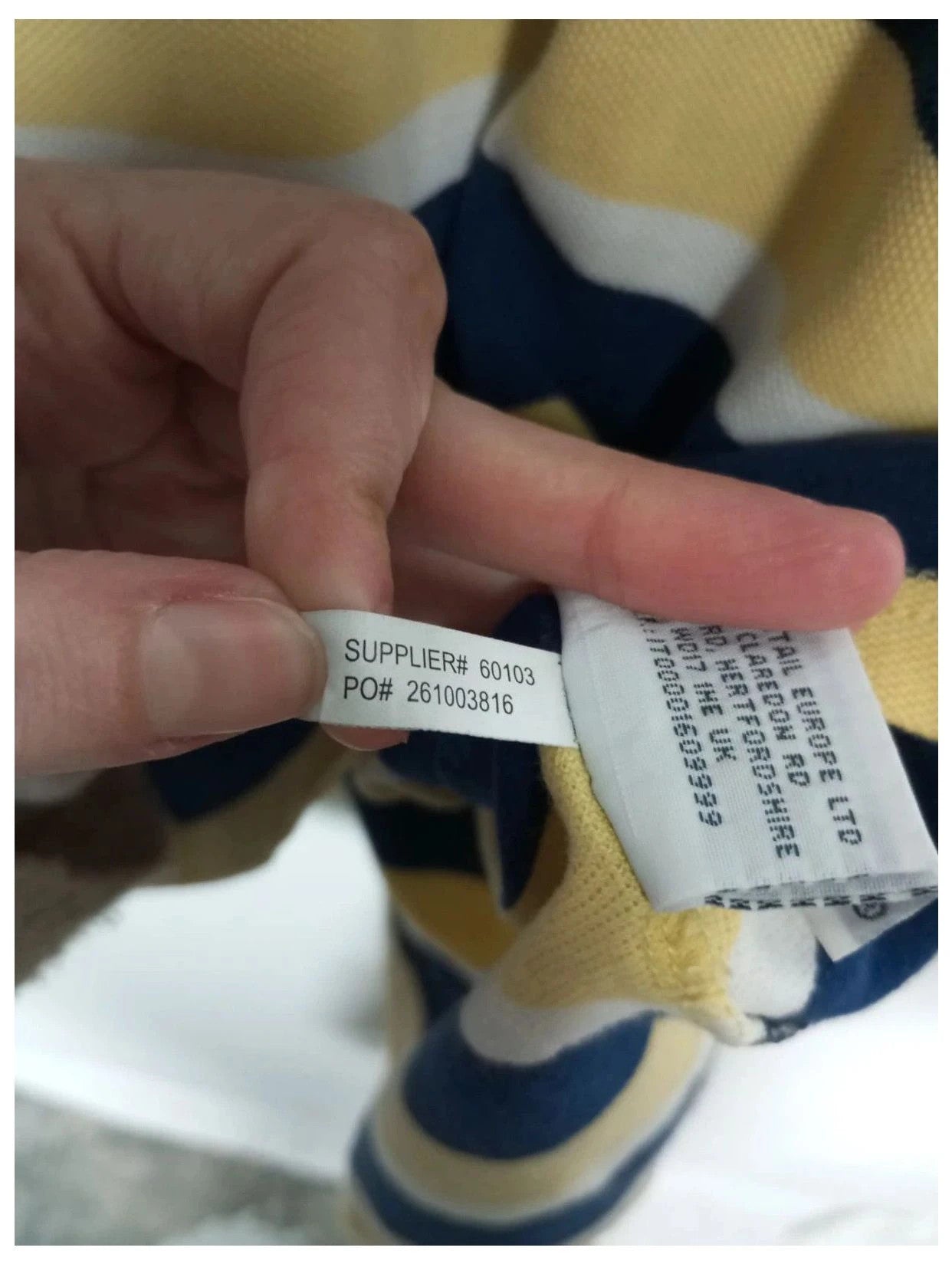 polo by ralph Lauren, rayas amarillo talla L
100% algodón
