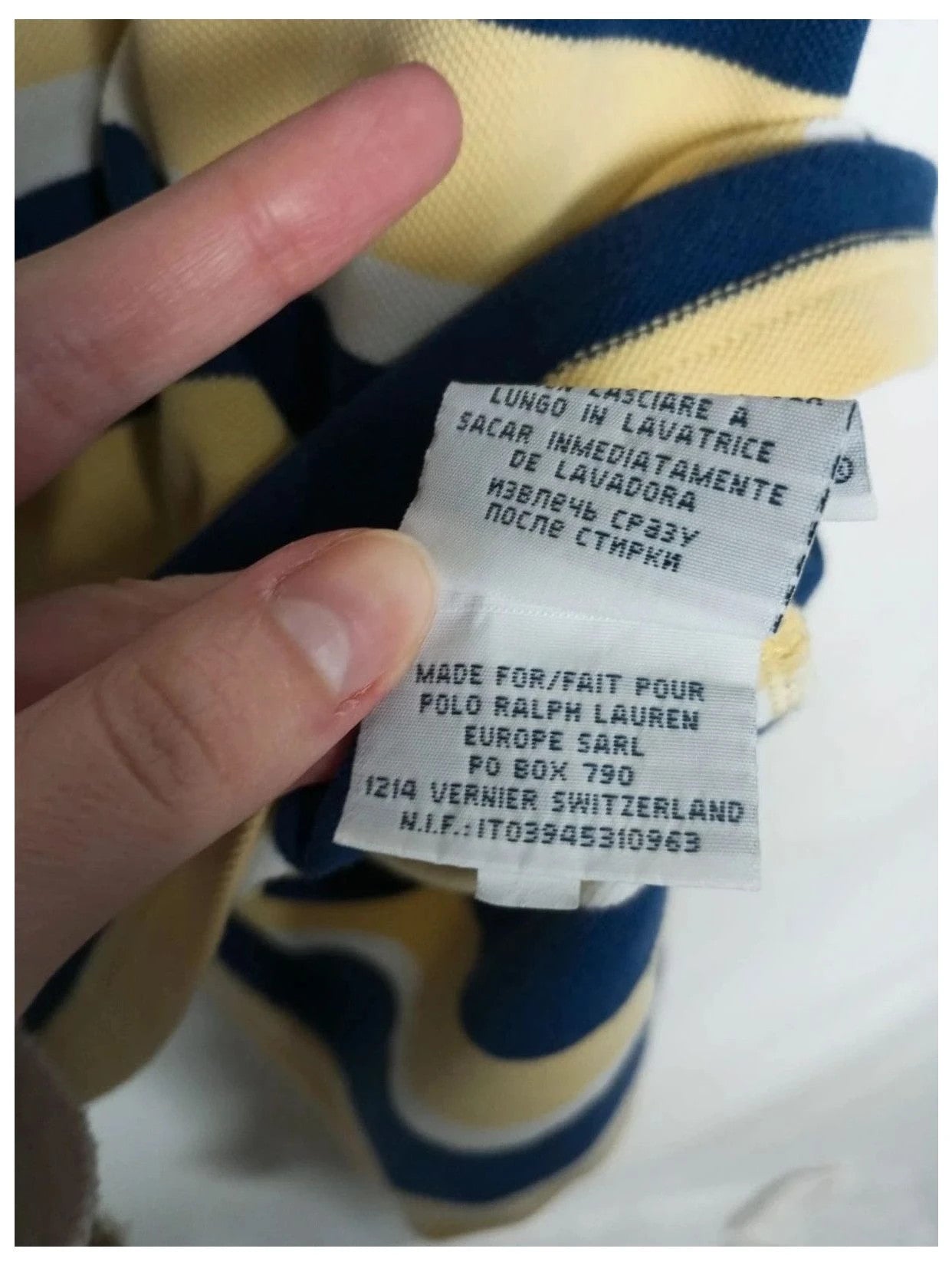 polo by ralph Lauren, rayas amarillo talla L
100% algodón