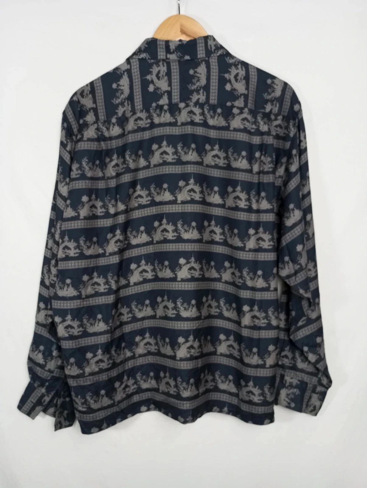 Christian Dior camisa de seda vintage estampado batik indonesio vintage talla M