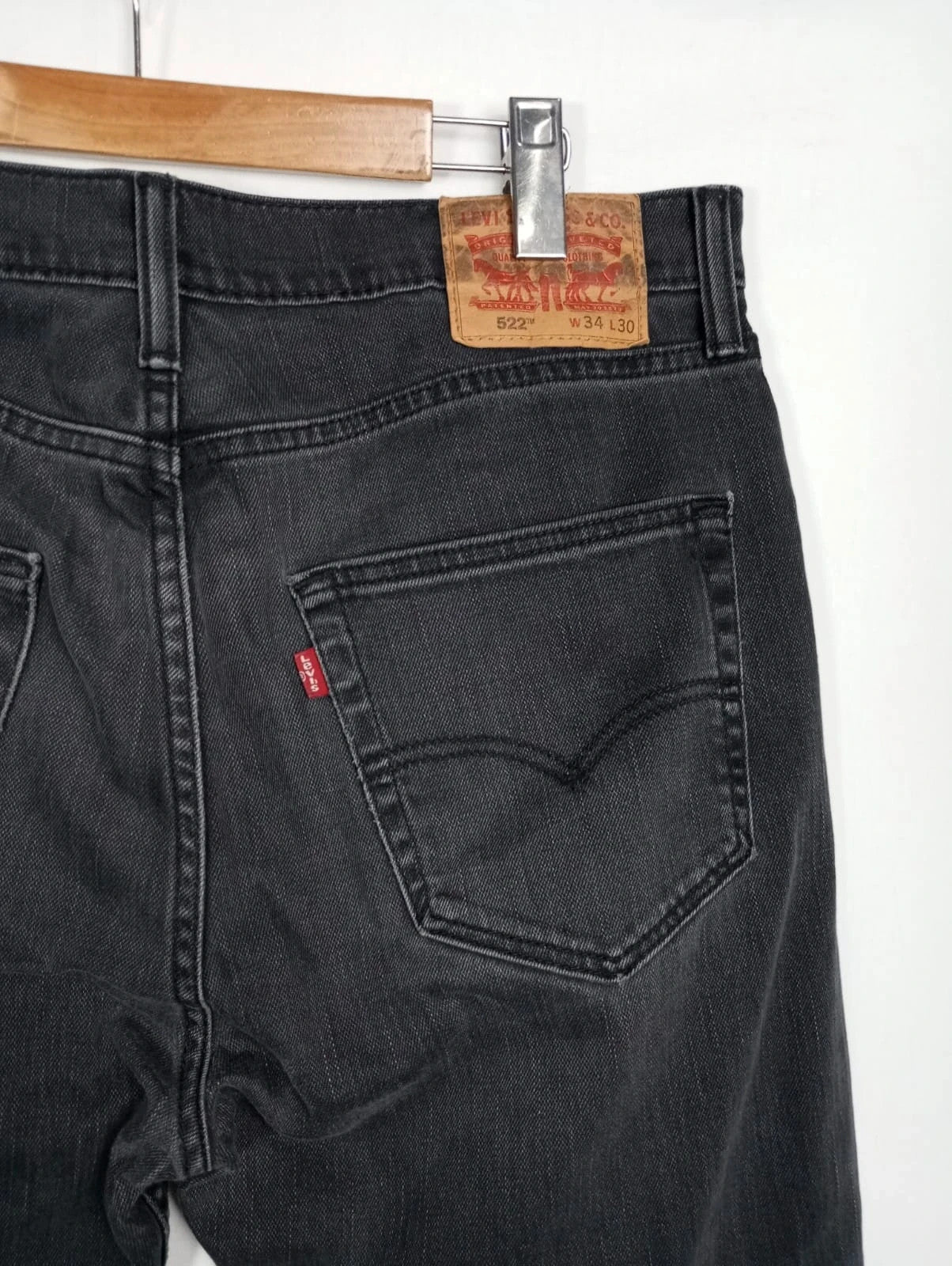 Levis negro 522 w34 l30 talla 44 pantalones vaqueros
