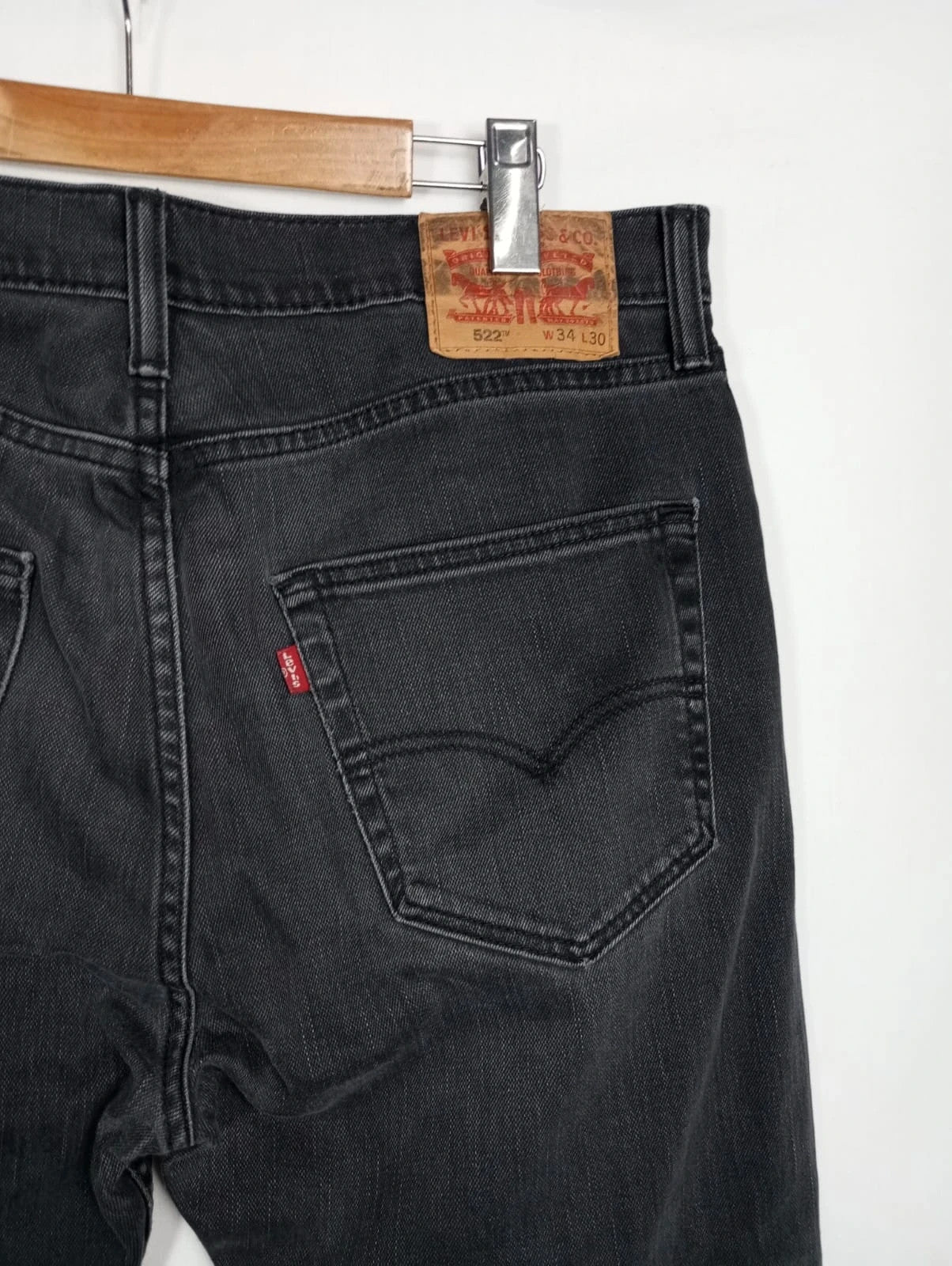 Levis negro 522 w34 l30 talla 44 pantalones vaqueros