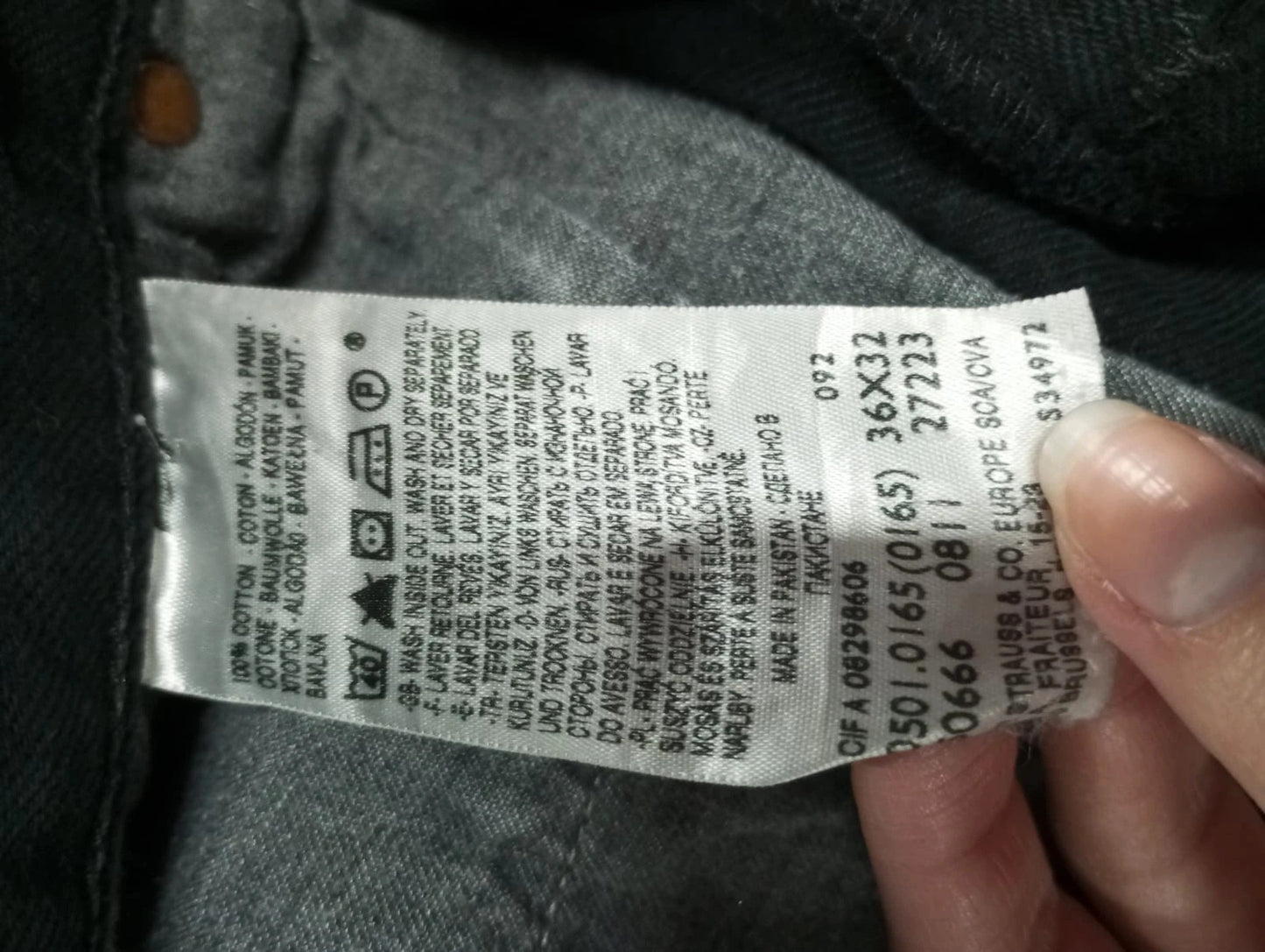 Levis negro 501 w36 l32 talla 46 pantalón vaquero