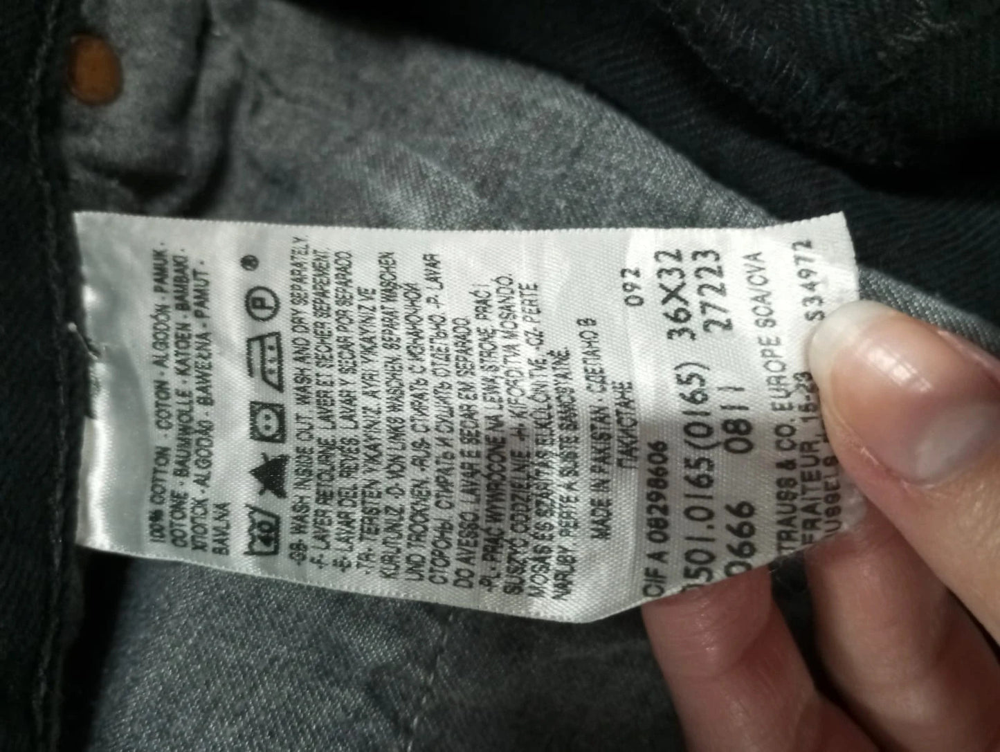 Levis negro 501 w36 l32 talla 46 pantalón vaquero