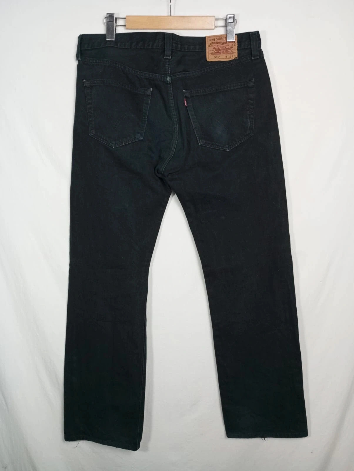 Levis negro 501 w36 l32 talla 46 pantalón vaquero