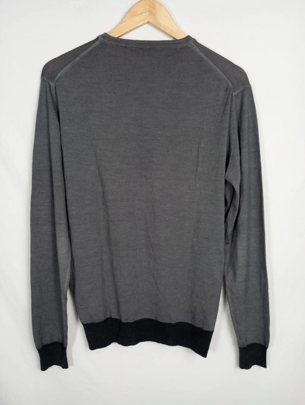 Jersey 100% lana de merino extrafino talla XL trussardi