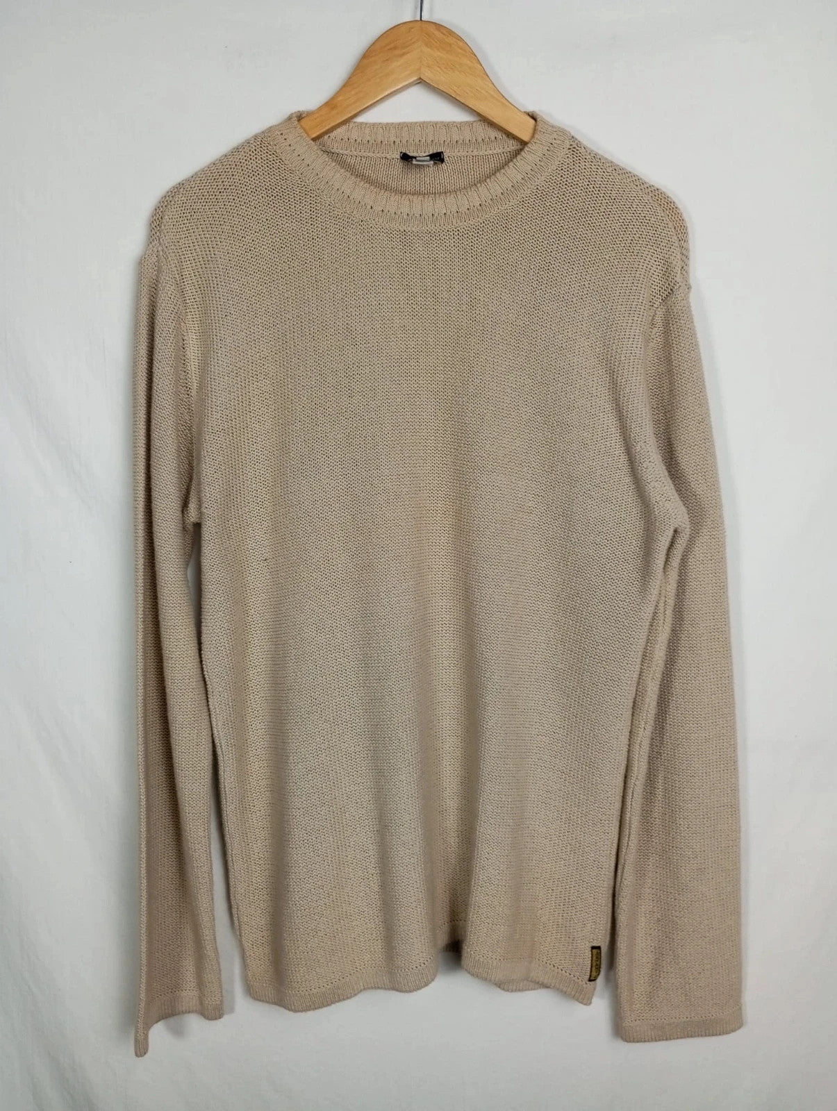 Armani jeans beige talla m
100% algodón