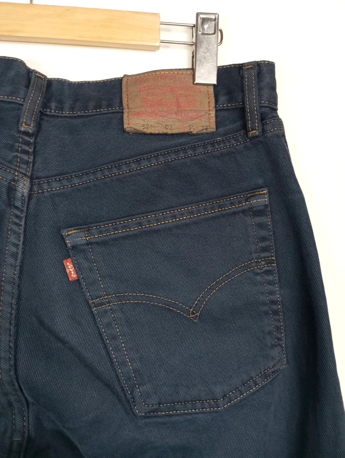 Levis azul 521 02 w34 l32 talla 42 pantalones vaqueros