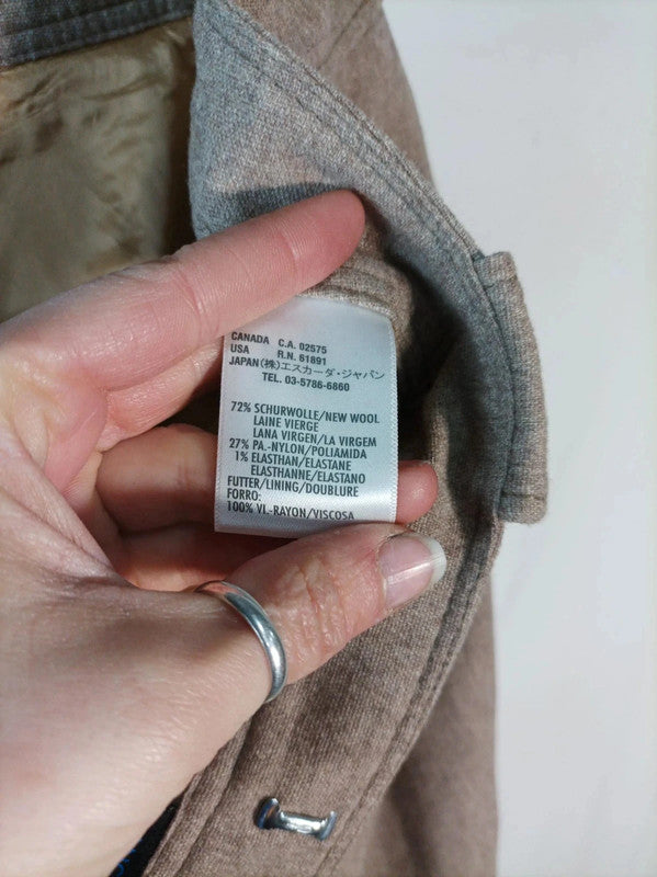 Pantalón color arena Escada talla 40
