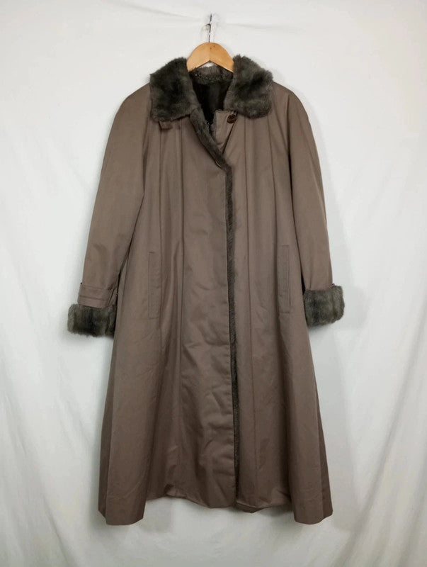 Gabardina beige forrada de pelo talla xXL