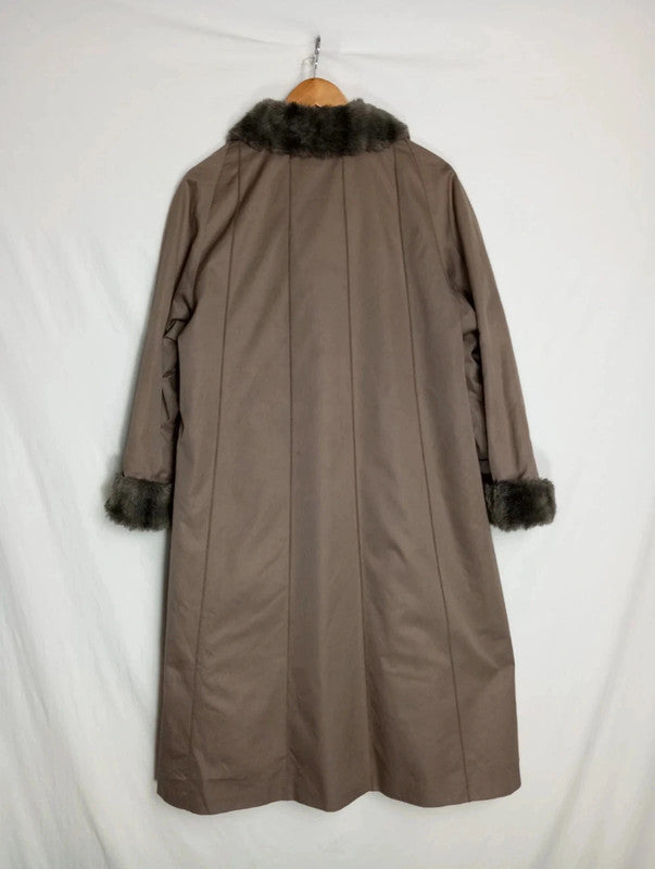 Gabardina beige forrada de pelo talla xXL