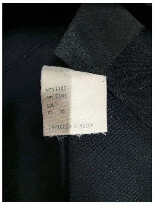 pantalón negro guess talla 40 (w30)