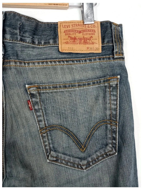 Pantalón vaquero Levis 512 w36 l30 talla 46