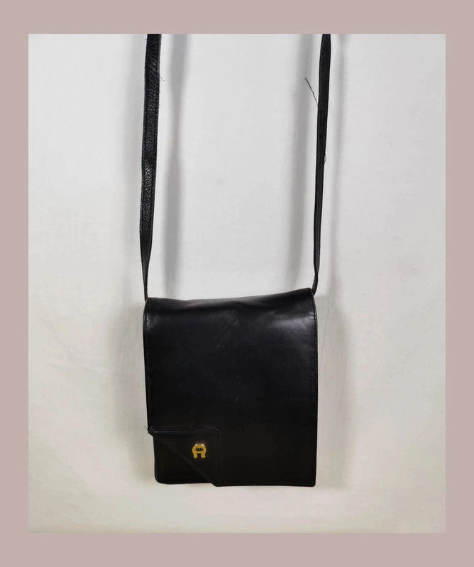 Bolso negro piel vintage Etienne Aigner cajita