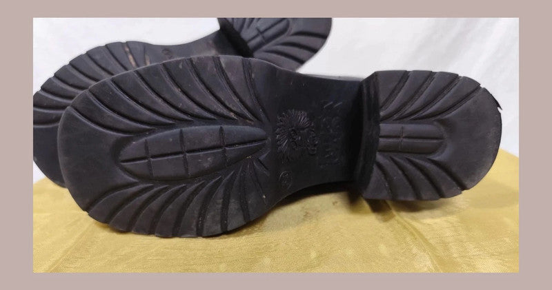 Bota negra/blanca crazy mega gaga talla 34