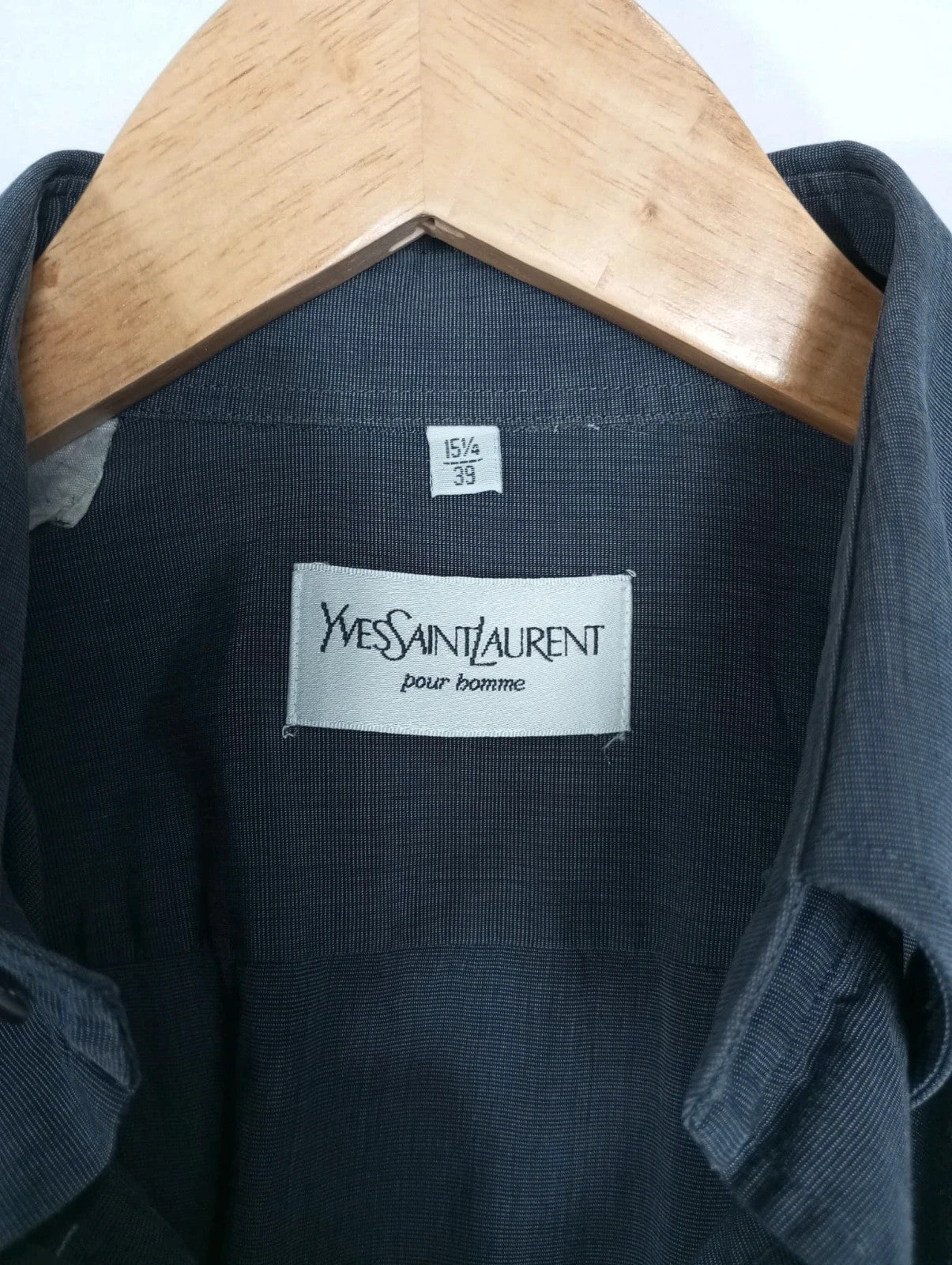 Camisa negra Yves Saint Laurent talla m