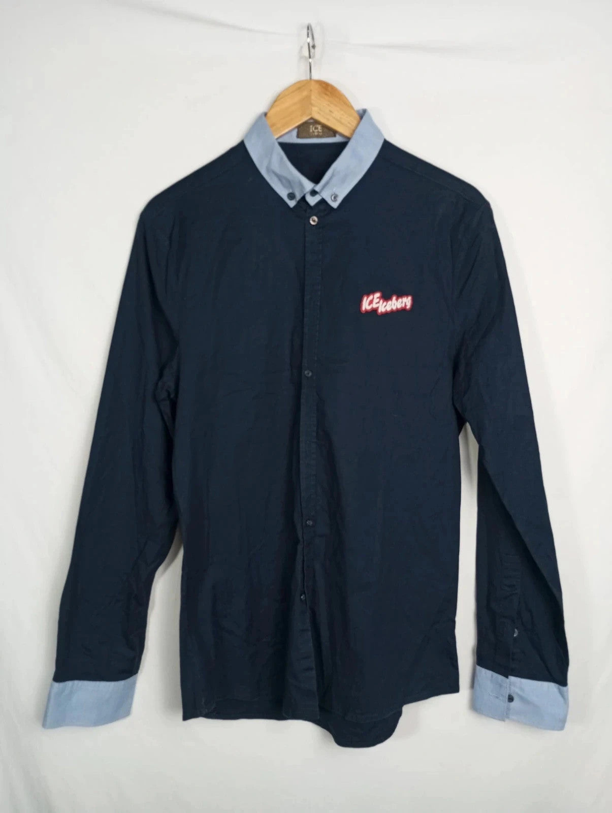 camisa ice iceberg azul marino
Talla s