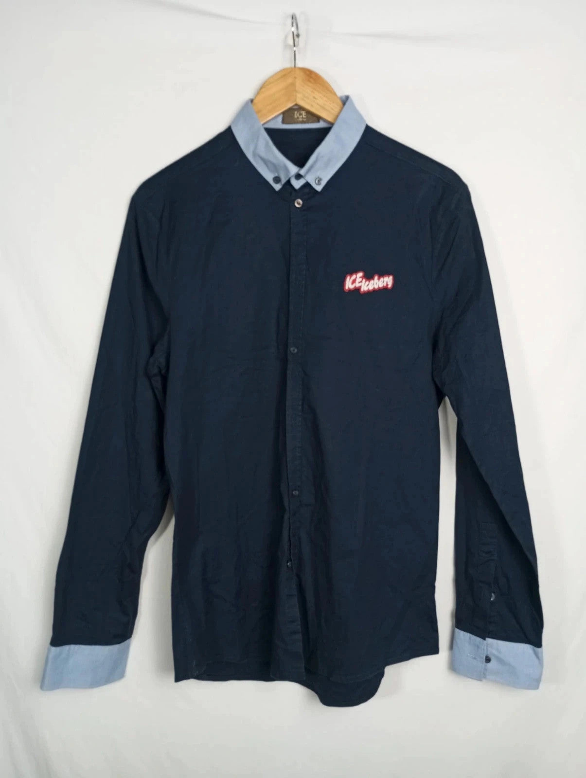 camisa ice iceberg azul marino
Talla s