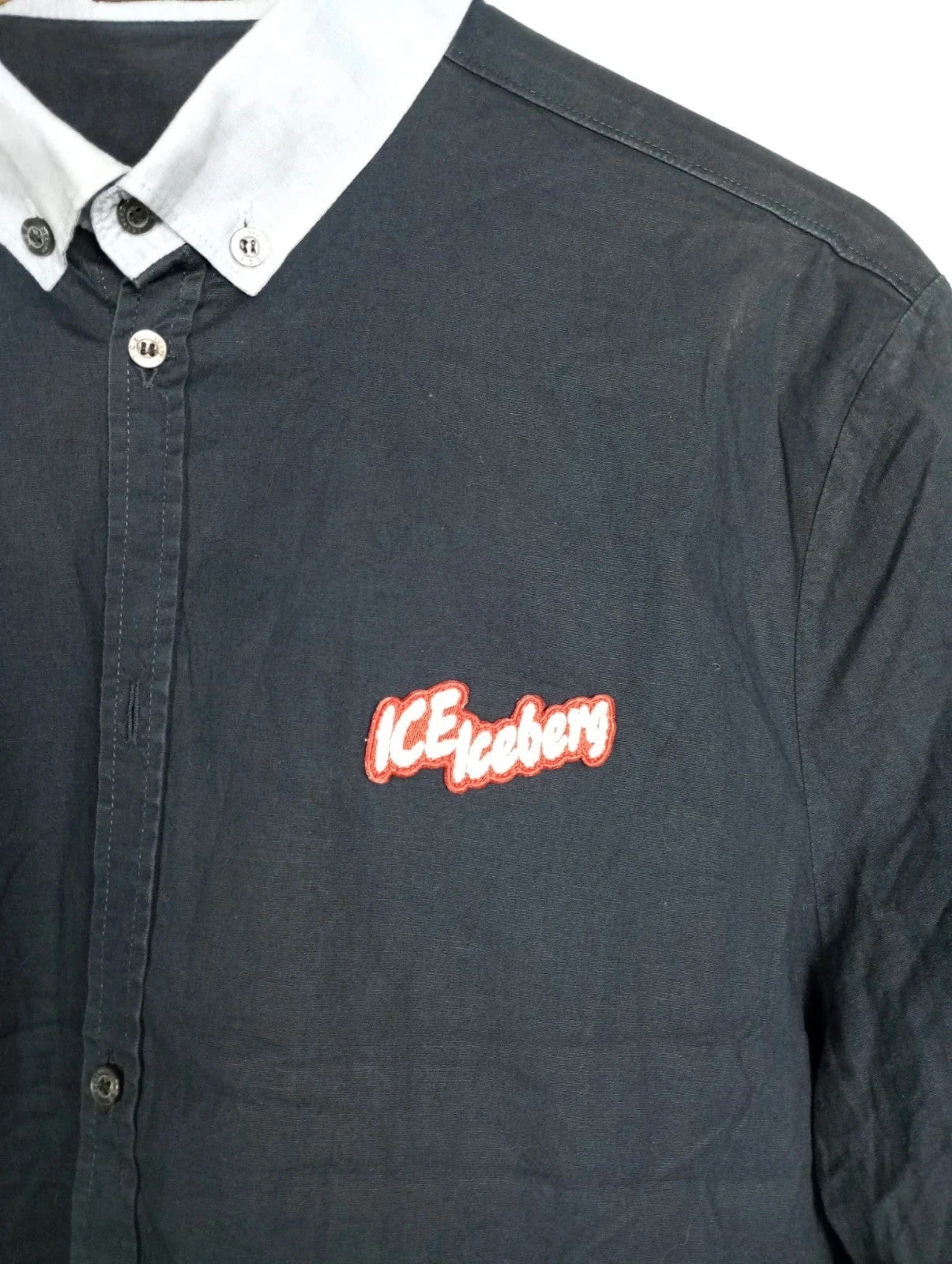 camisa ice iceberg azul marino
Talla s