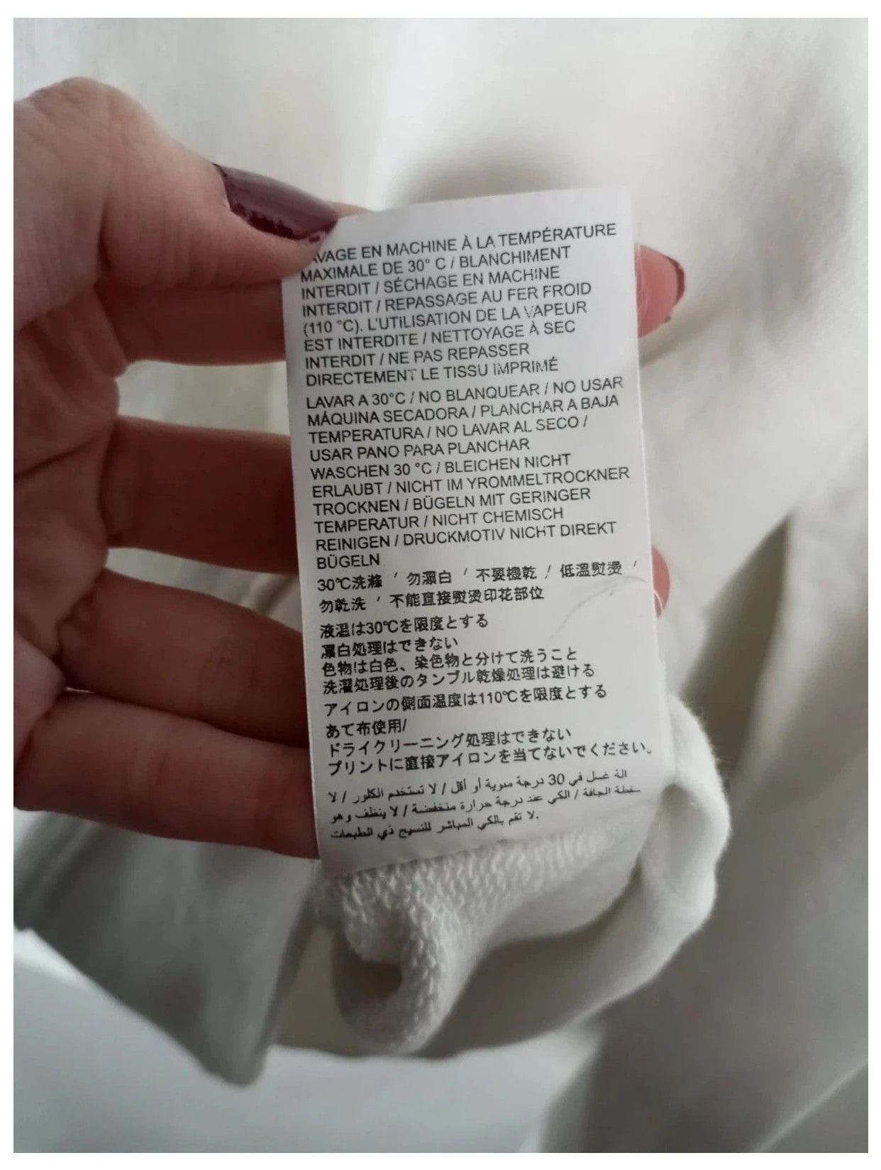 sudadera blanca off white talla xxl
Perfecto estado. 100% algodón