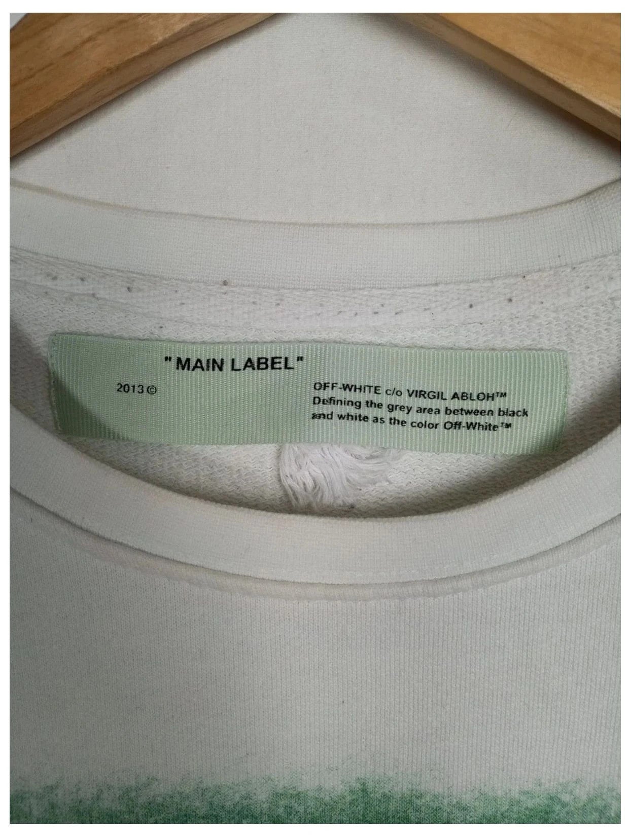 sudadera blanca off white talla xxl
Perfecto estado. 100% algodón