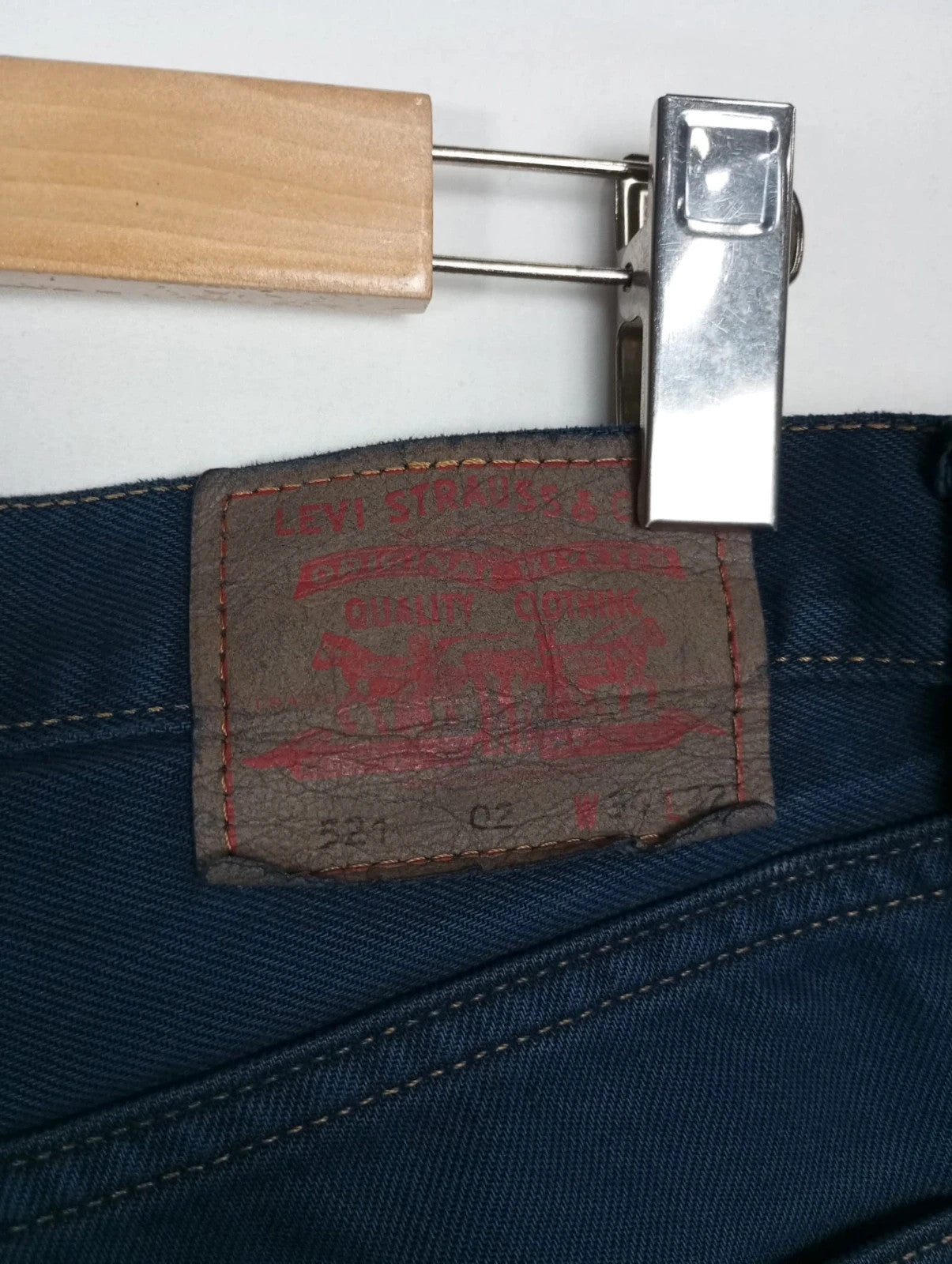 Levis azul 521 02 w34 l32 talla 42 pantalones vaqueros