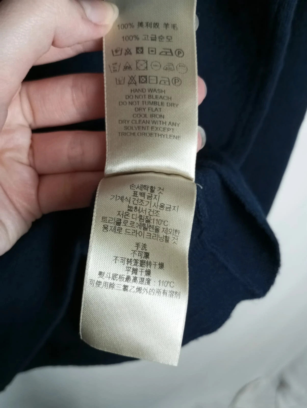jersey de lana merino 100%
Burberry Brit azul marino XXL