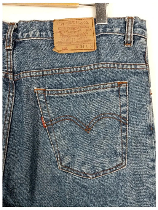 pantalón vaquero Levis 501 w34 l36
Vintage. Coincide con una talla 48, comprueba tus medidas!