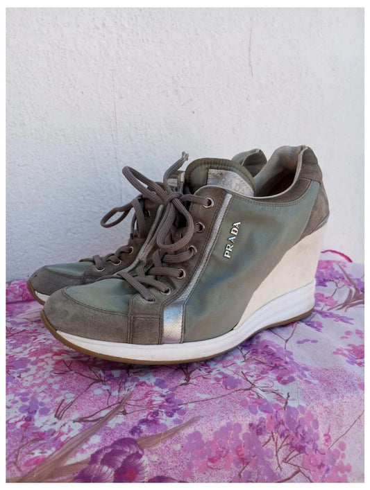 Tacones zapatillas Prada talla 40