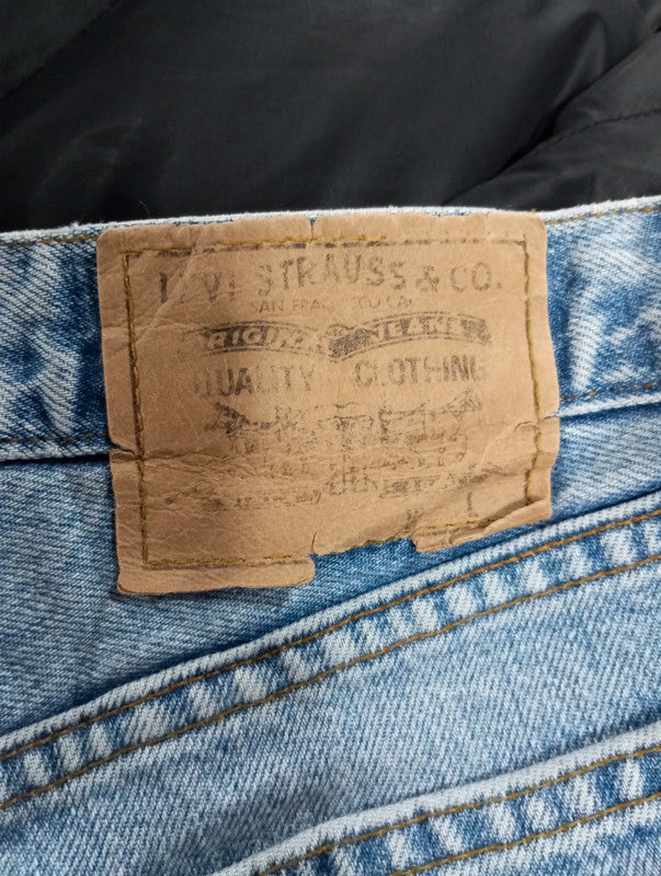 pantalón vaquero azul claro Levis 501 talla 48