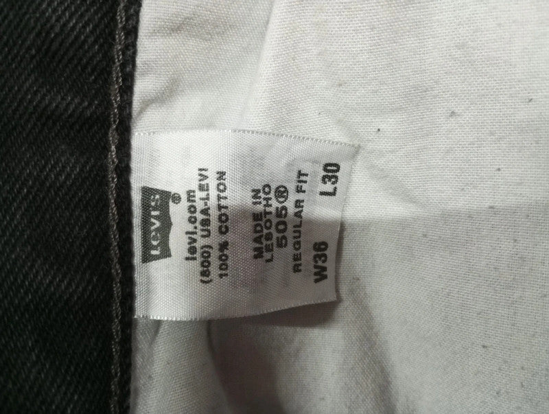 pantalón vaquero negro Levis 505 w36 l30