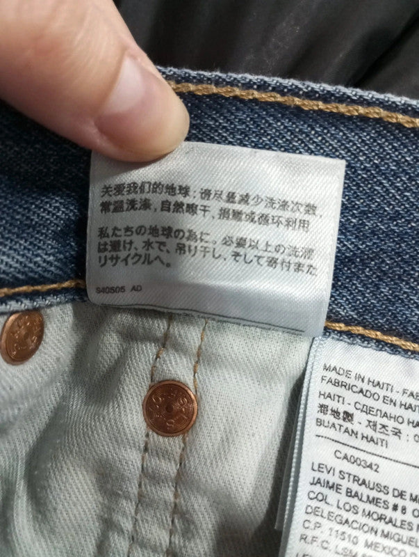 pantalón Levis 501 w38 l30 talla 48